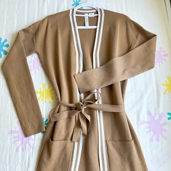 Diadora Luxe Collection Long Cardigan ☕️🧥 - Picture 2 of 3